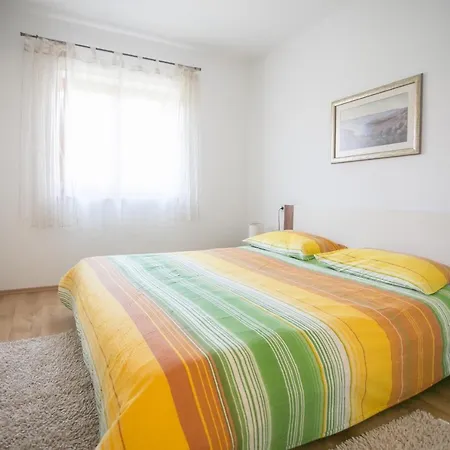 Family Friendly House With A Swimming Pool Buici, - 19720 Hébergement de vacances Poreč