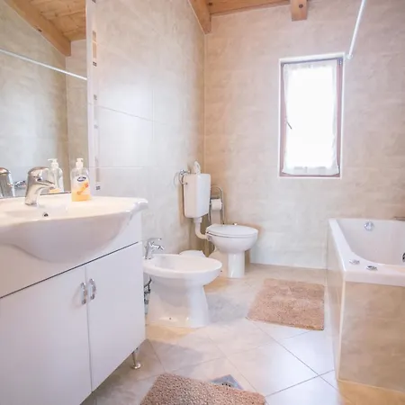 Hébergement de vacances Family Friendly House With A Swimming Pool Buici, - 19720 Poreč